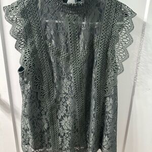 Cable & Gauge Lace Sleeveless Top - Gray